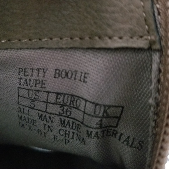 New Sam Edelman Petty Bootie - Picture 7 of 7